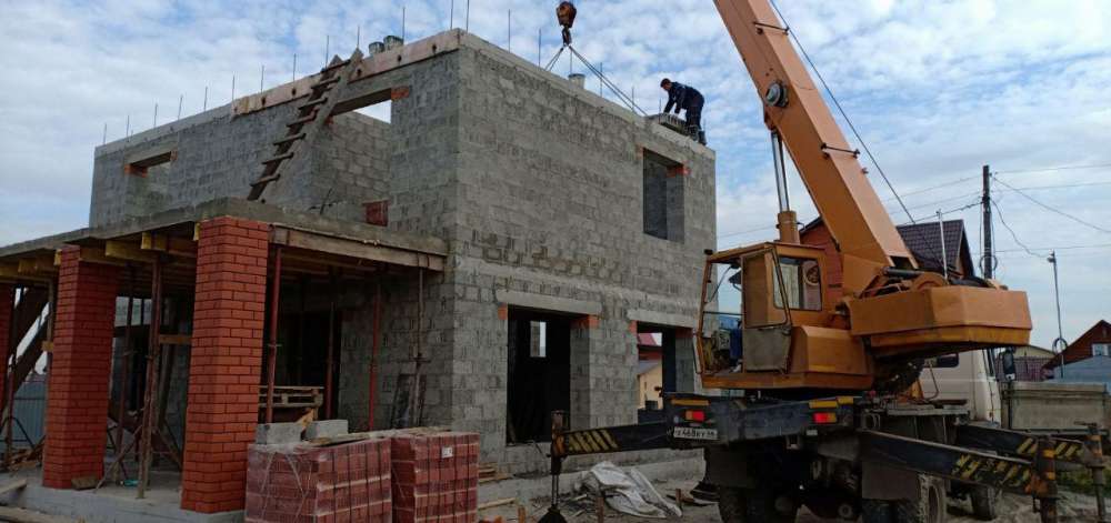 Строительство дома из керамзитобетонных блоков – легко!